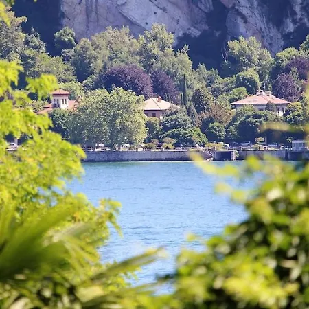 Raoul Guest house Arona